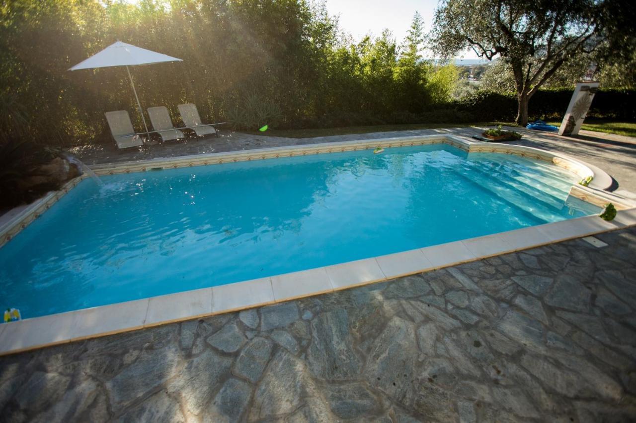 Le Raganelle Hotel Oneglia Екстериор снимка